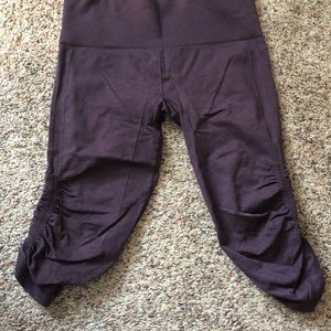 Lululemon In the Flow dark purple cropped leggings